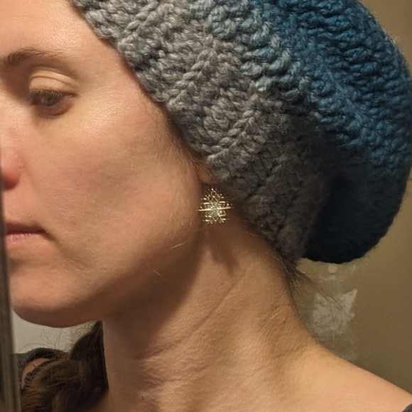 Meet your Posher, Kira - Picture 1 of 1